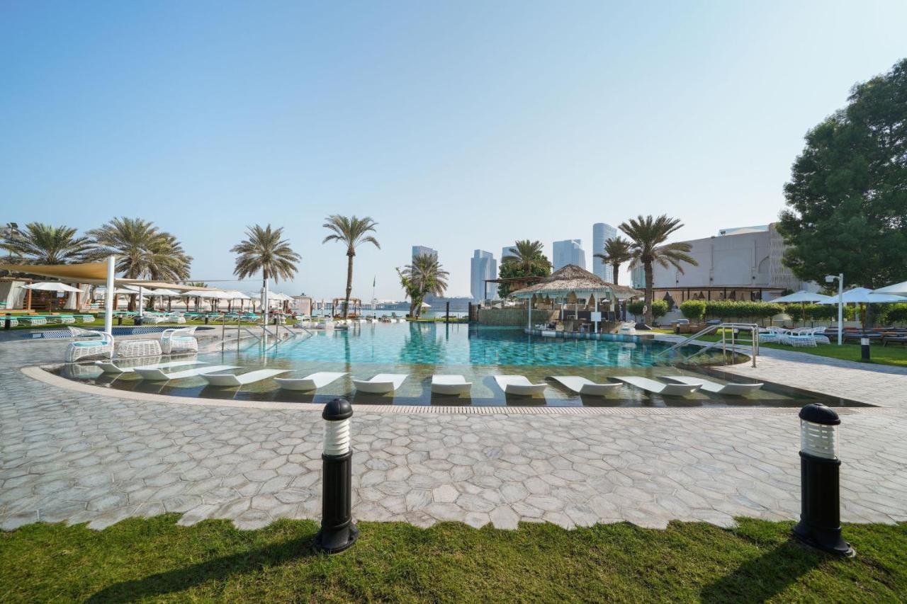 Абу даби le meridien abu dhabi. Ле Меридиен Абу Даби. Le Meridien Абу Даби. Le Meridien Abu Dhabi 5. Интерконтиненталь Абу Даби 5.